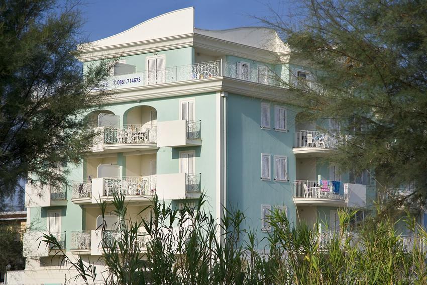 Residence Blumare Martinsicuro Exterior foto