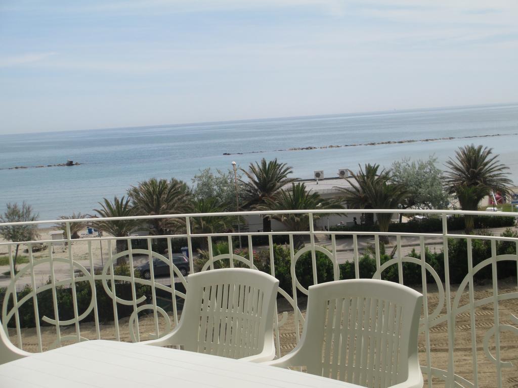 Residence Blumare Martinsicuro Exterior foto